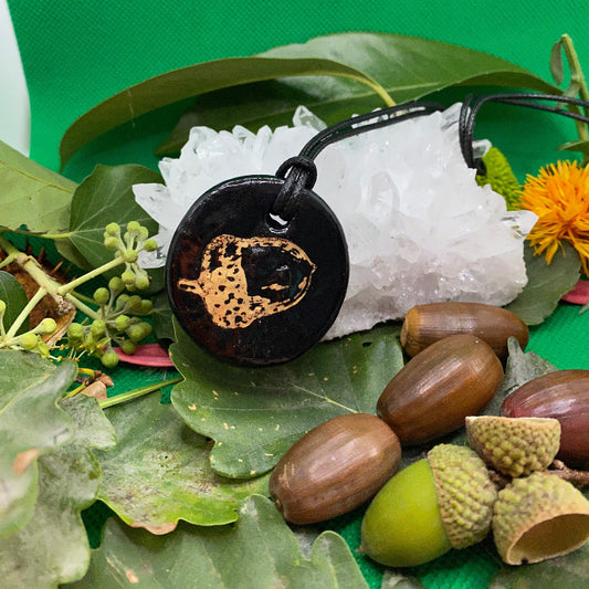 Pendentif gland noir et or en porcelaine réf.G2 NAMO ART - Mona Bessaa