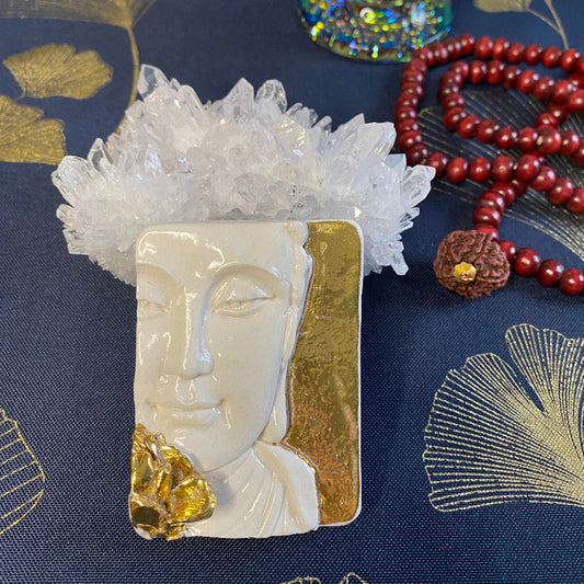 Bouddha à Fleur Porcelaine et Or. Réf. BFPO#2 NAMO ART - Mona Bessaa