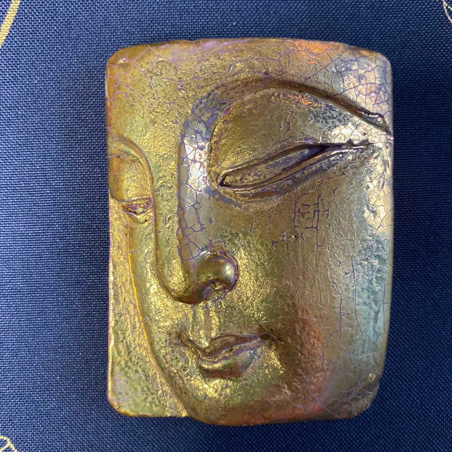 Bouddha Porcelaine et Or. Réf. BPToutO#4 NAMO ART - Mona Bessaa