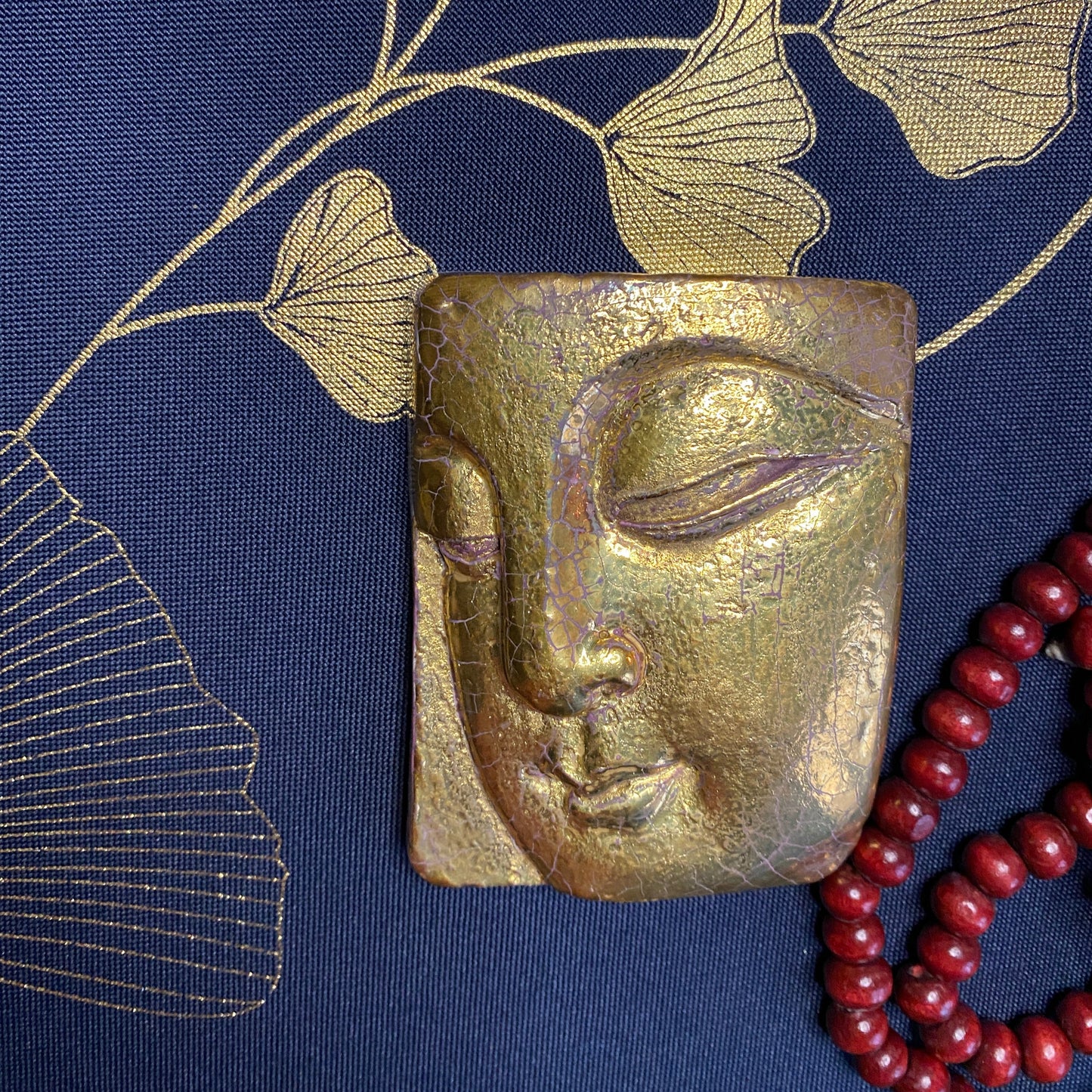 Bouddha Porcelaine et Or. Réf. BPToutO#4 NAMO ART - Mona Bessaa