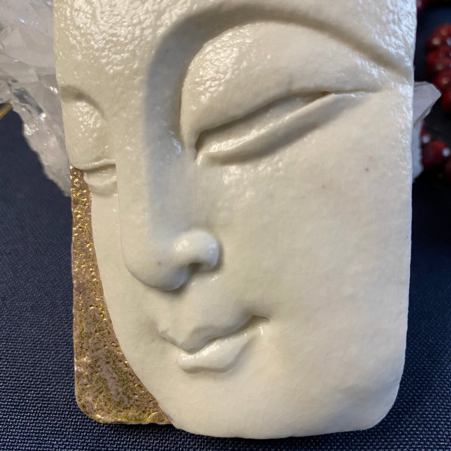 Bouddha Porcelaine et Or. Réf. BYF0#3#8 NAMO ART - Mona Bessaa