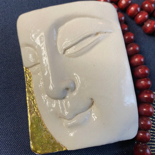 Bouddha Porcelaine et Or. Réf. BYF0#4#9 NAMO ART - Mona Bessaa