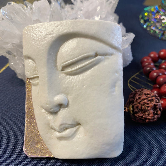 Bouddha Porcelaine et Or. Réf. BYF0#6#11 NAMO ART - Mona Bessaa