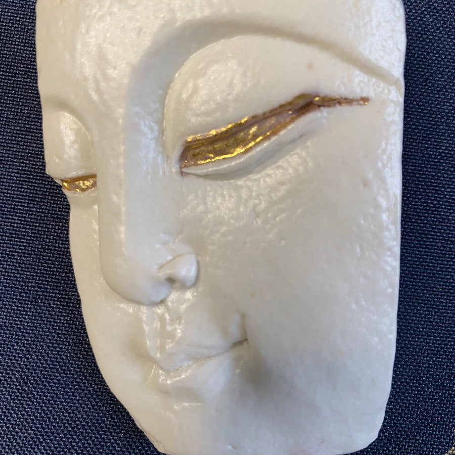 Bouddha Porcelaine et Or. Réf. BYFT-0#1/1#12 NAMO ART - Mona Bessaa