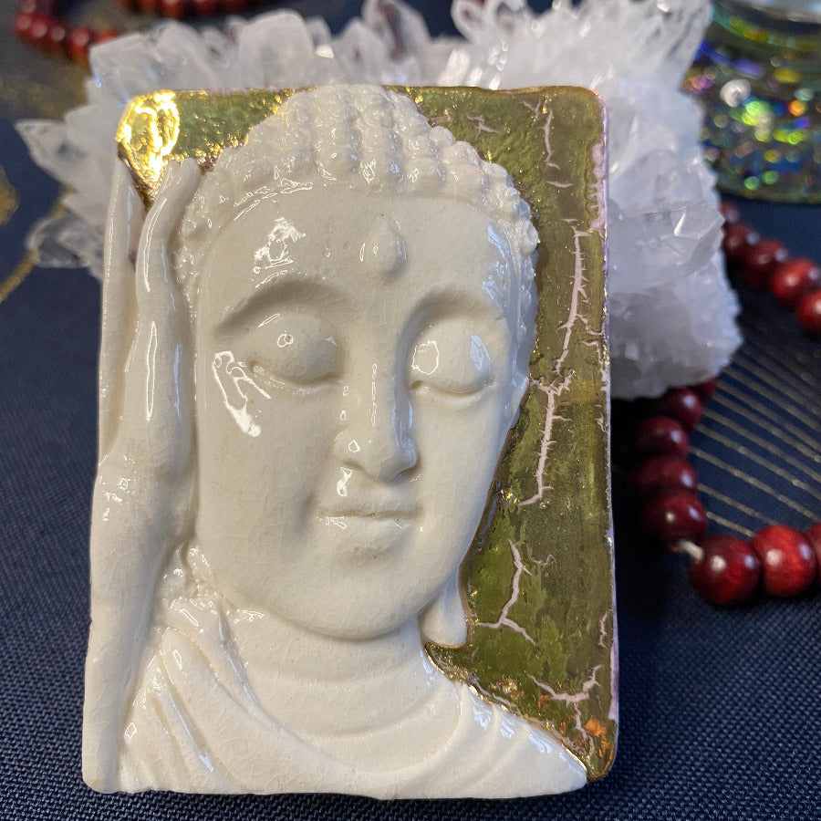 Bouddha Porcelaine et Or. Réf. BFPOMdorei#1/1#15 NAMO ART - Mona Bessaa