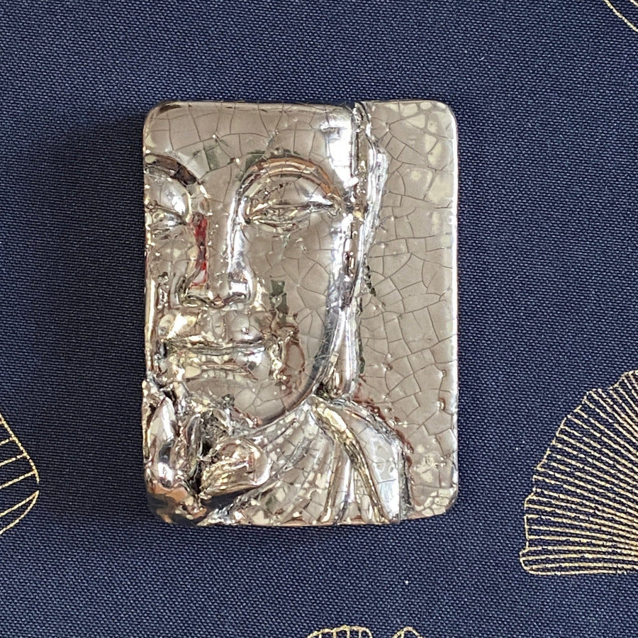 Bouddha à Fleur Porcelaine et Platine. Réf. BFP#1-1#16 NAMO ART - Mona Bessaa