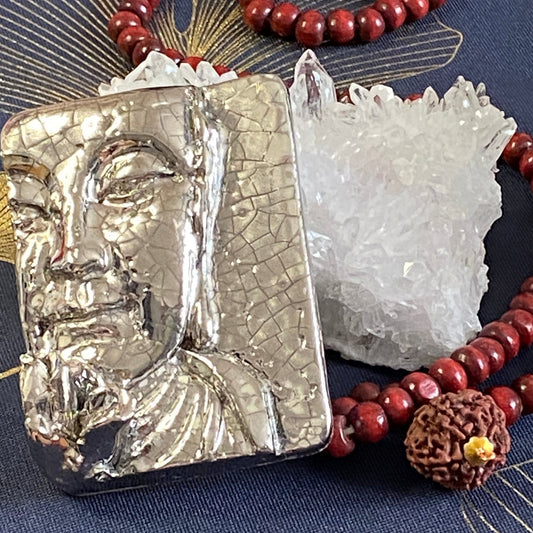 Bouddha à Fleur Porcelaine et Platine. Réf. BFP#1-1#16 NAMO ART - Mona Bessaa