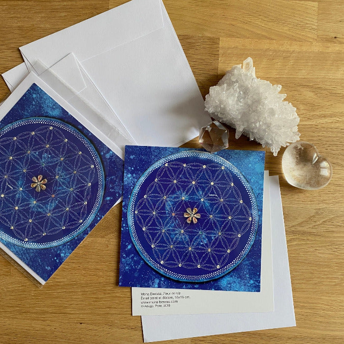 Fleur de vie bleue, d'après une oeuvre de l'artiste Mona Bessaa. Lot de 3 cartes. NAMO ART